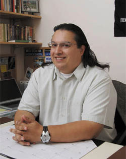 Michael Sámano, 2004