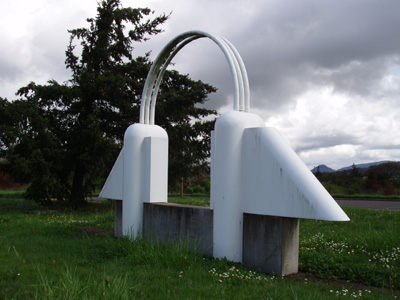 'Metal sculpture' by James Thurman - front view 
