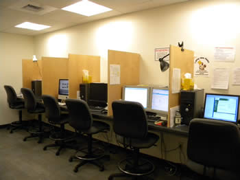 image of the academic technology center drop in lab