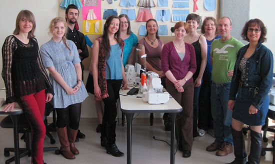 picture of fashion design students