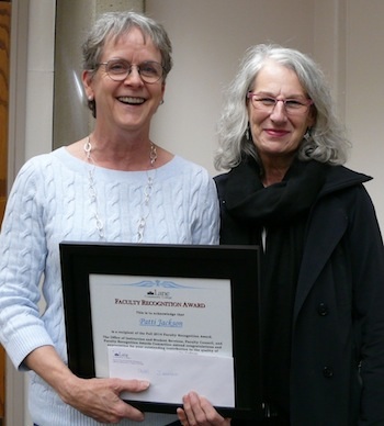 ABSE Instructor Patti Jackson receives award from President Mary Spilde